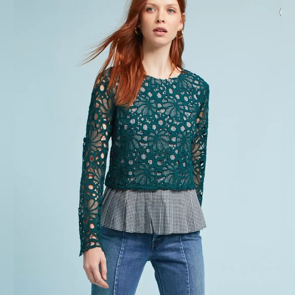 ✨Anthropologie Maeve Gabriella Gingham & Lace Top Size Small
